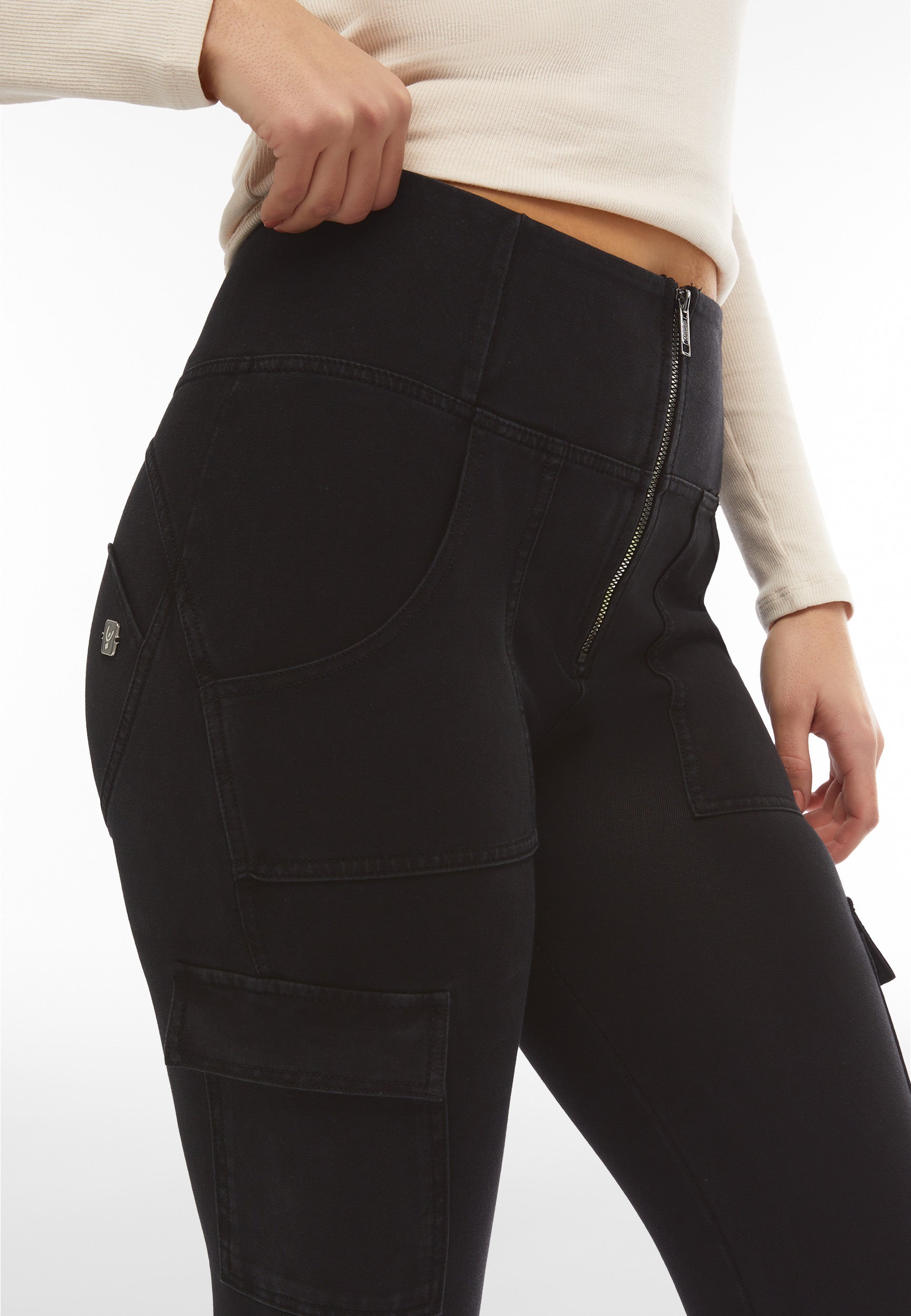 freddy-jeggings-wr-up-cargo-push-up-vita-alta-7-8 image 4