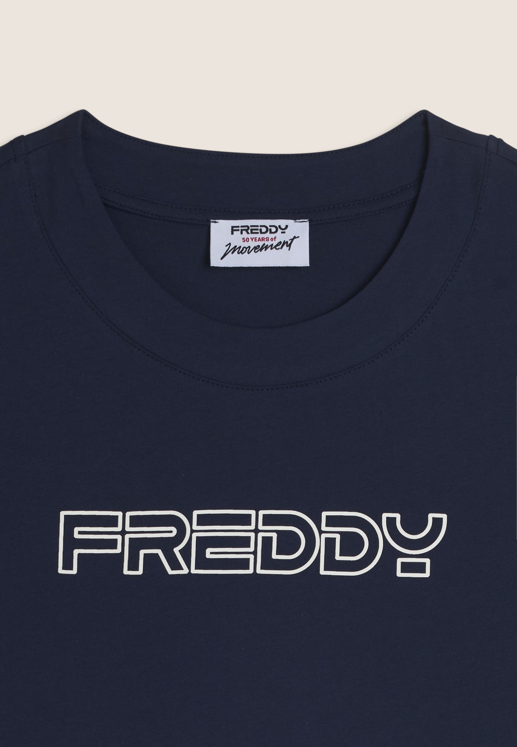 freddy-t-shirt-cropped-femme-jersey-coton-logo-freddy image 3