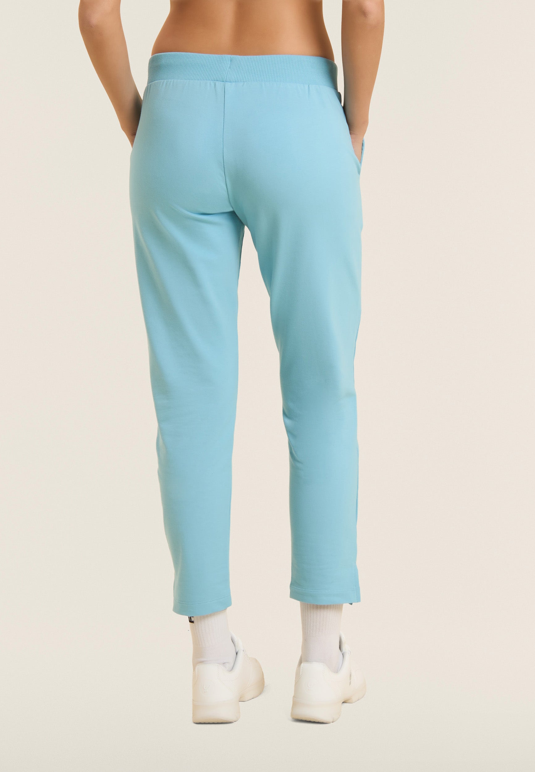 freddy-pantalon-7-8-fentes-lat-rales-french-terry-logo image 3