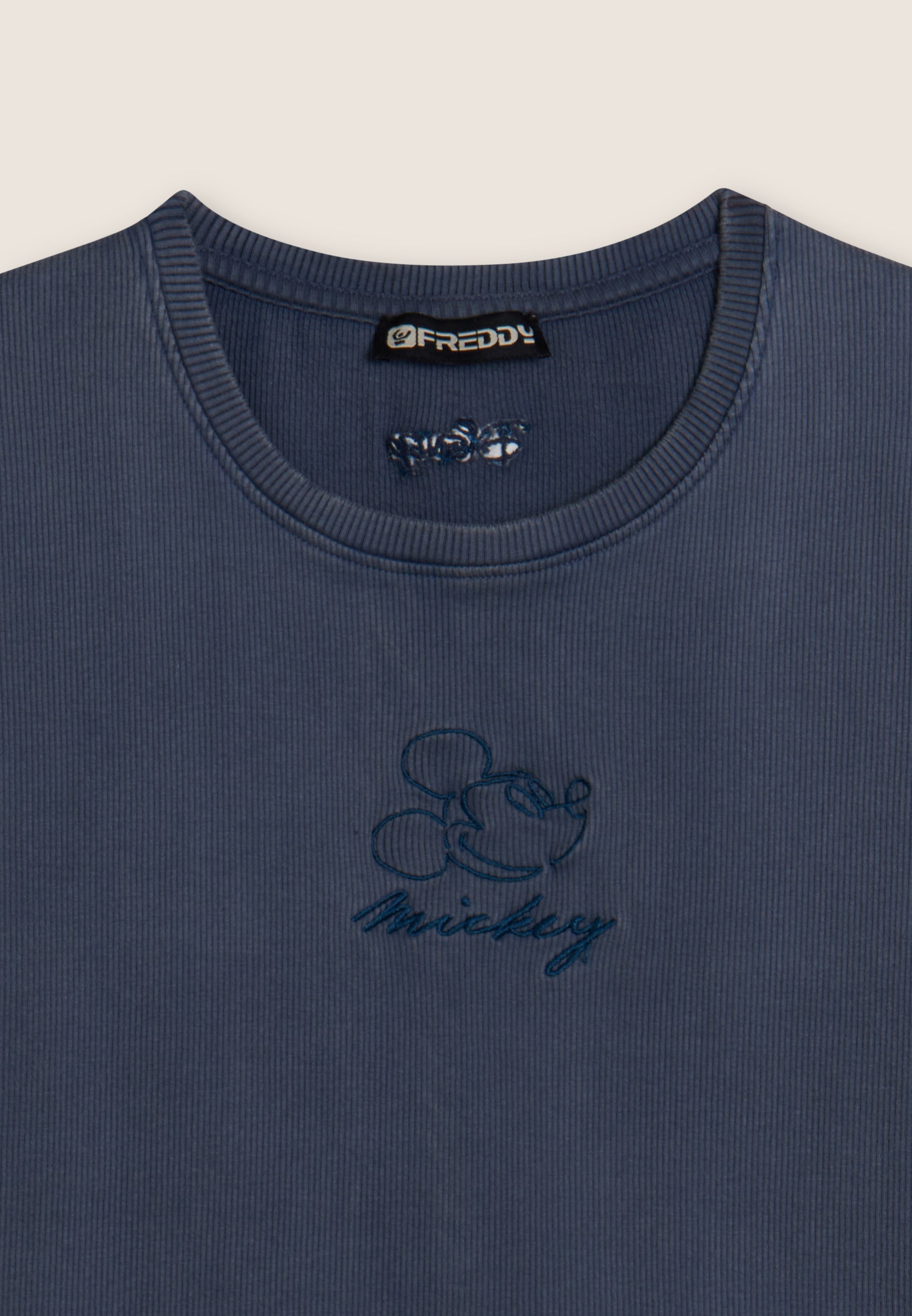 freddy-t-shirt-cropped-femme-c-tel-broderie-disney-acid-wash image 7