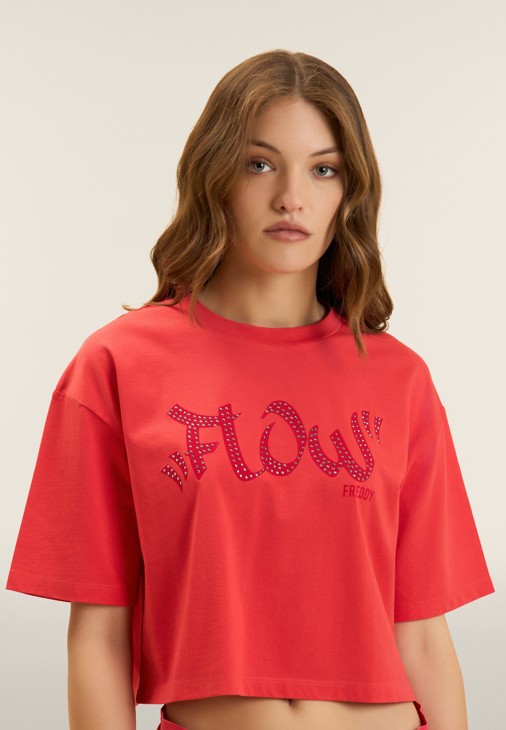 freddy-t-shirt-cropped-flow-imprim-et-clous-100-coton image 4