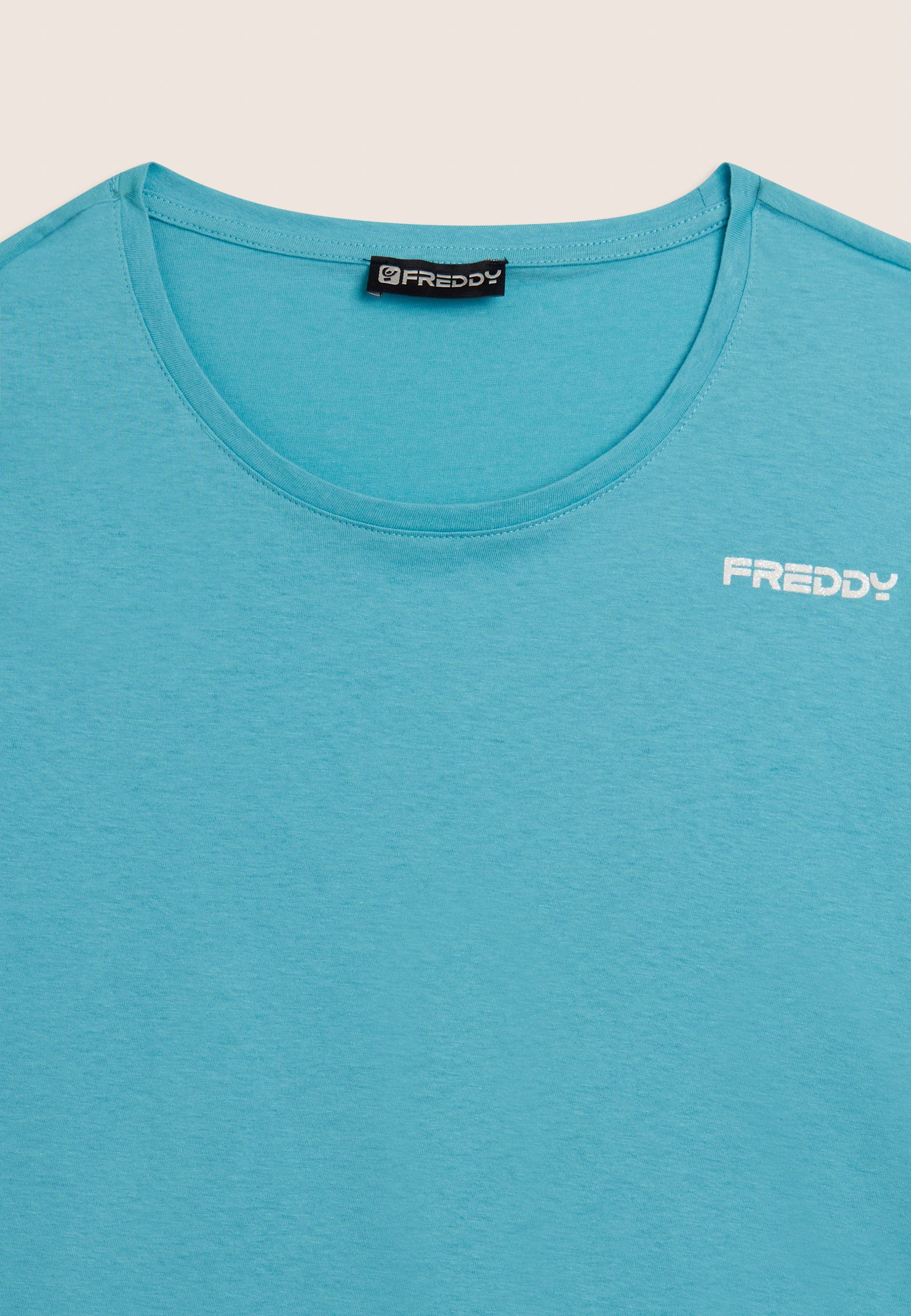 freddy-t-shirt-cropped-femme-coton-logo-glitter image 7
