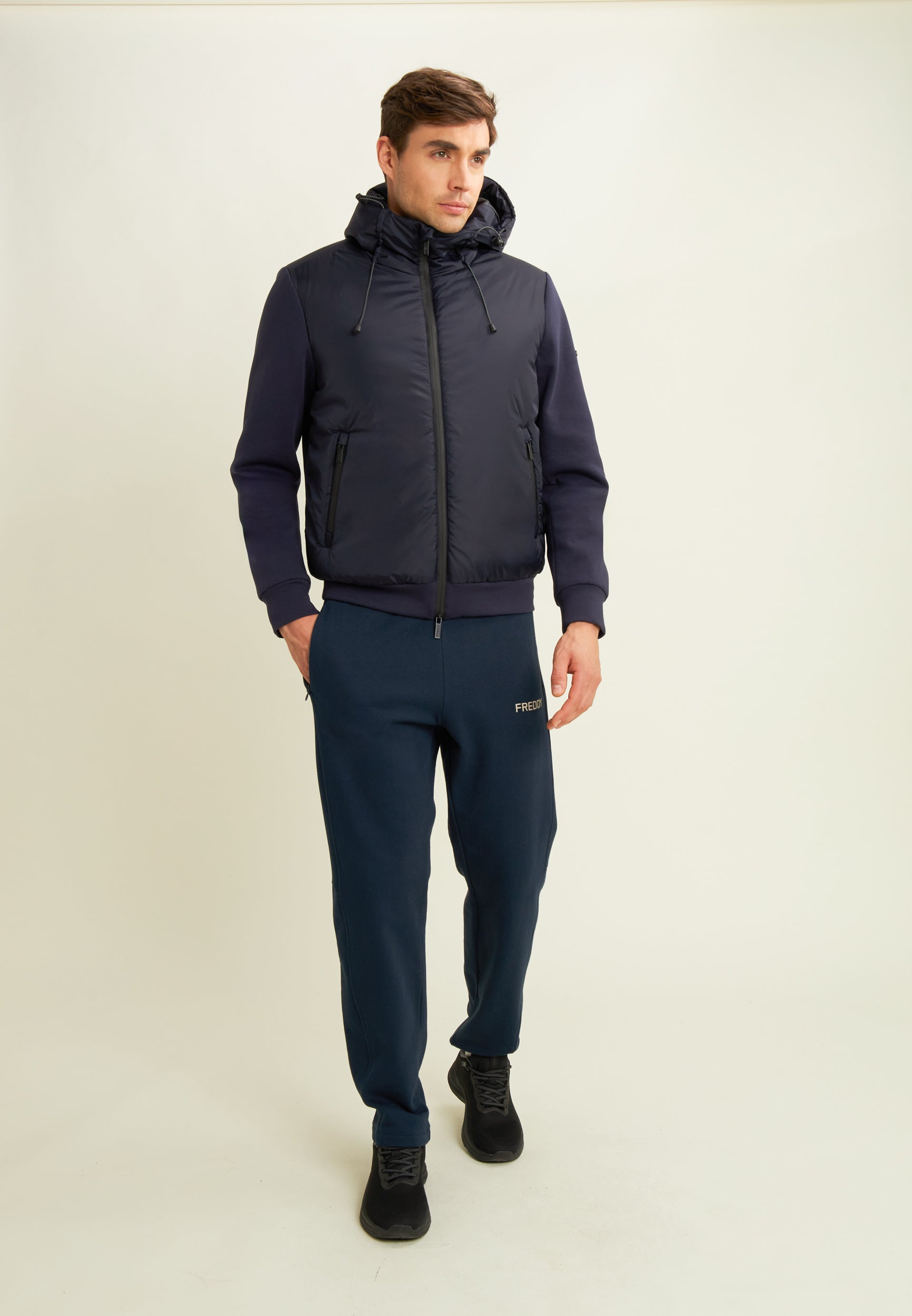 freddy-pantaloni-uomo-felpa-inserti-rigati-regular image 2