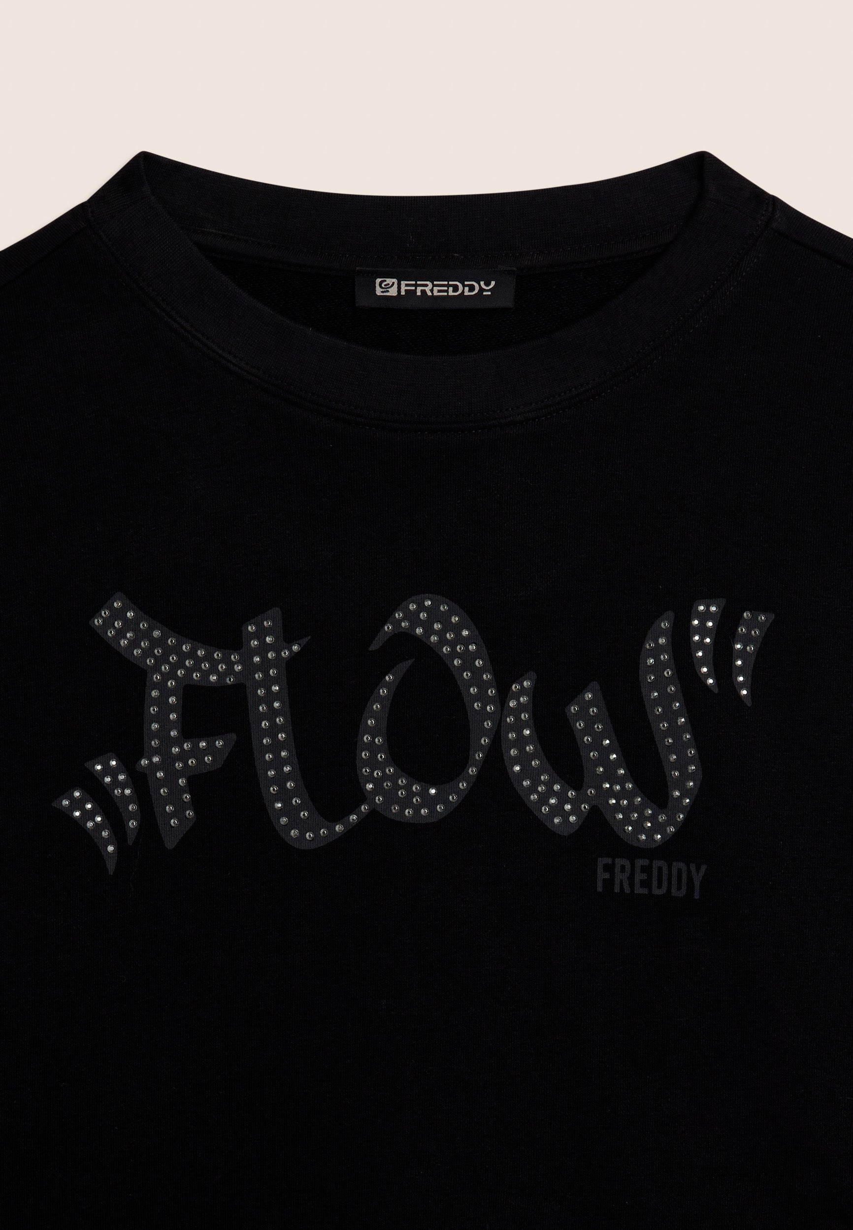 freddy-felpa-cropped-oversize-flow-clous image 8