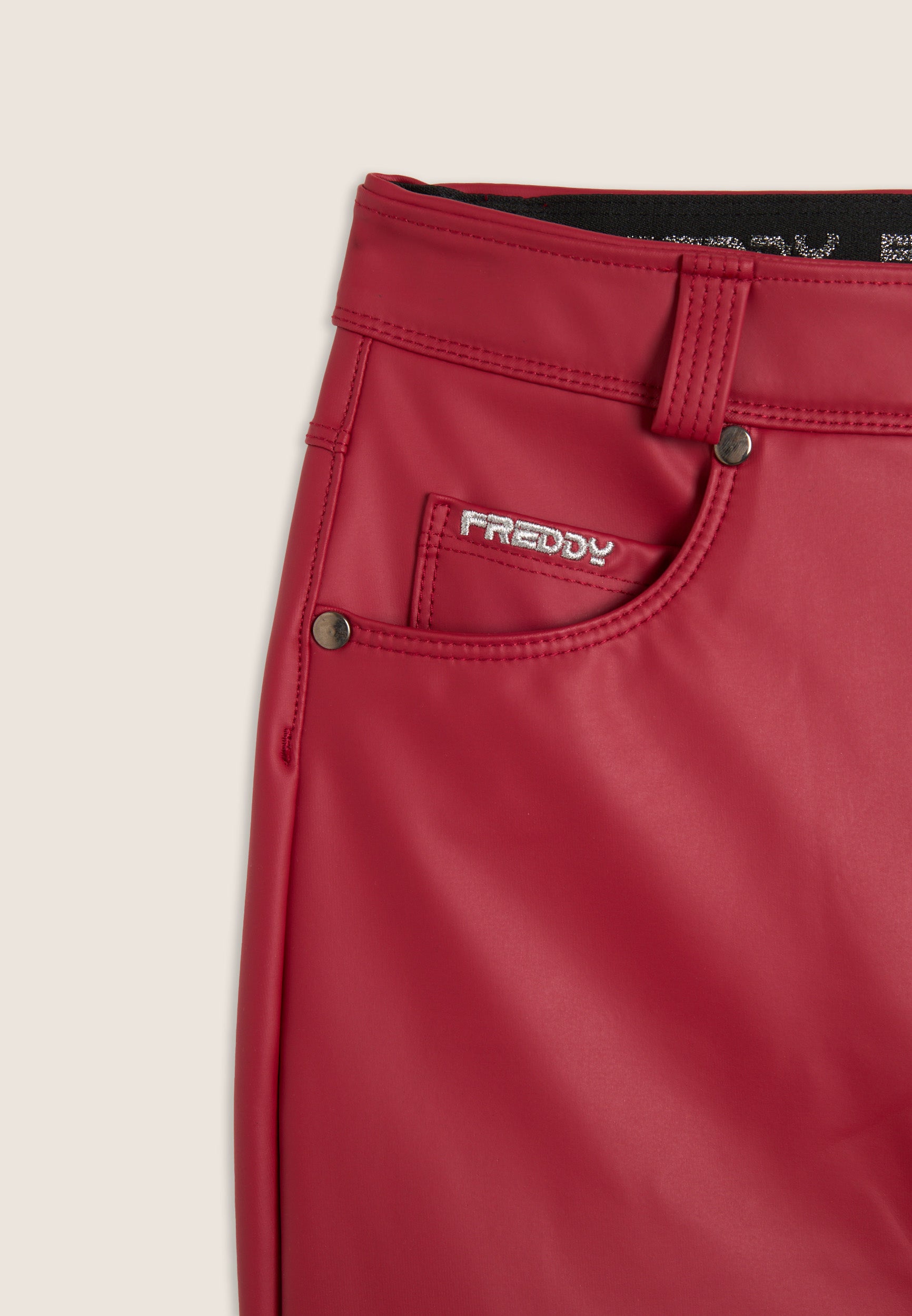 freddy-pantalon-femme-skinny-similicuir-logo-brod image 6